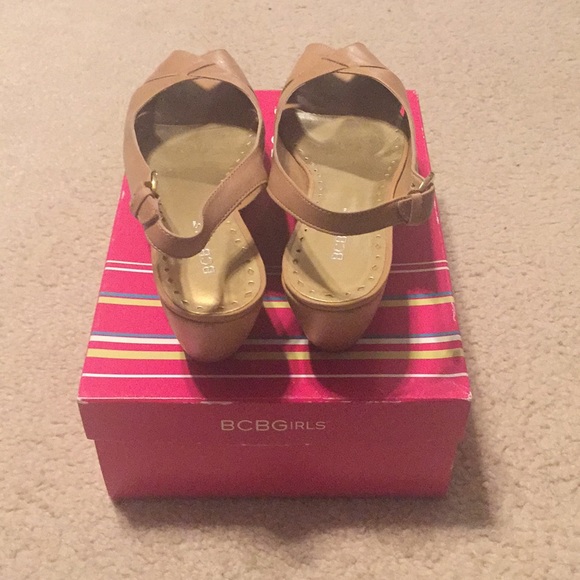 BCBGirls - Picture 4 of 6